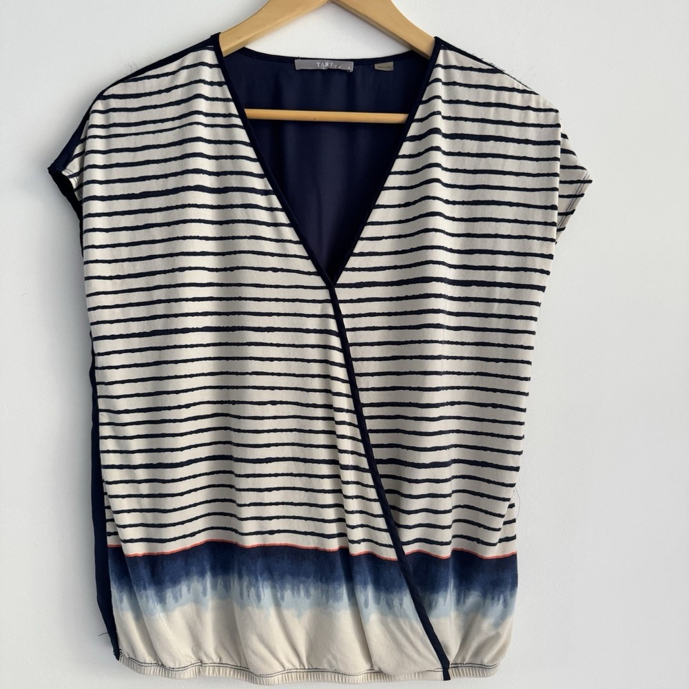 Tart V Neck Pullover Top Size Small Women's Blue/White Stripe‎ Short Sleeves